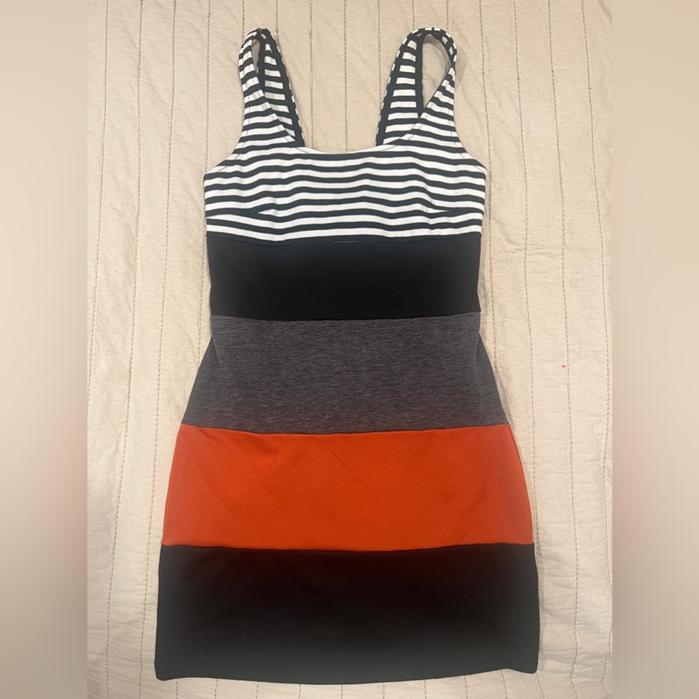 Casual sleeveless dress - LARGE